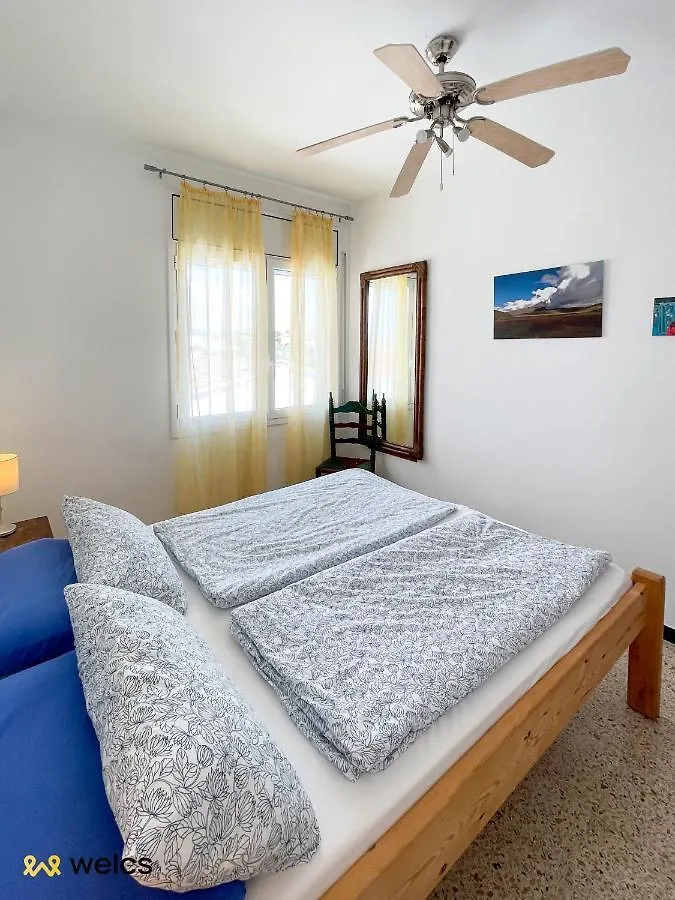 Tranquilo Apartamento Welcs 011 Con Parking Apartment Empuriabrava Spain
